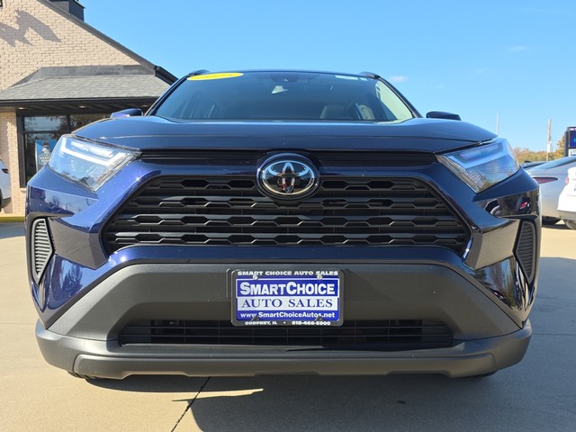 2025 Toyota RAV4 XLE FWD image 10