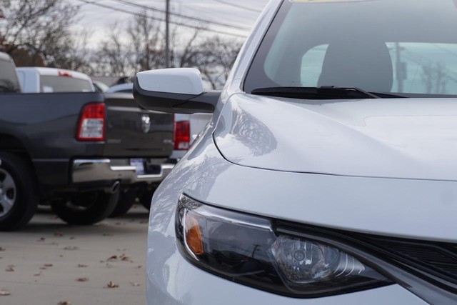 2023 Chevrolet Malibu LT FWD image 09