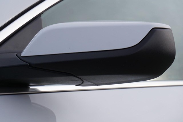 2023 Chevrolet Malibu LT FWD image 13