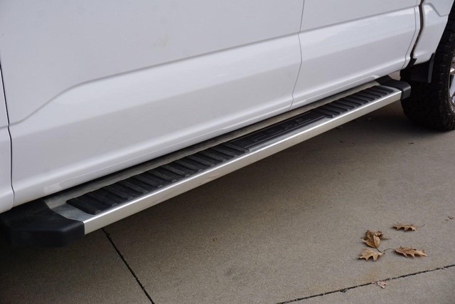 2023 Ford F-150 4WD XLT SuperCrew image 12