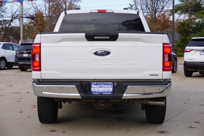 Ford F-150 Vehicle Full-screen Gallery Image 04