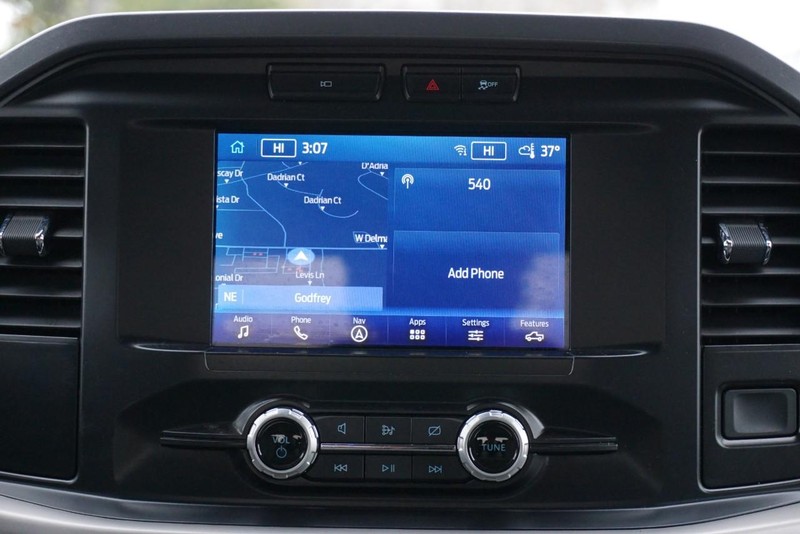 Ford F-150 Vehicle Full-screen Gallery Image 29