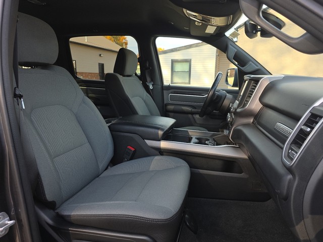 2023 Ram 1500 Big Horn Crew Cab 4WD image 25
