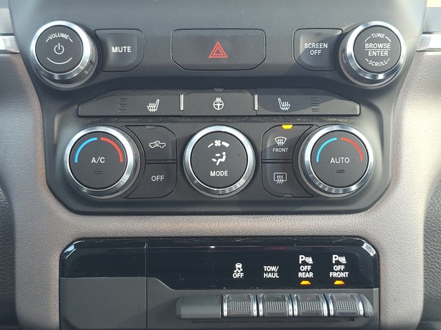 2023 Ram 1500 Big Horn Crew Cab 4WD image 34