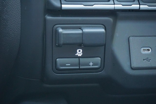 2021 Chevrolet Silverado 1500 4WD LT Trail Boss Crew Cab image 43