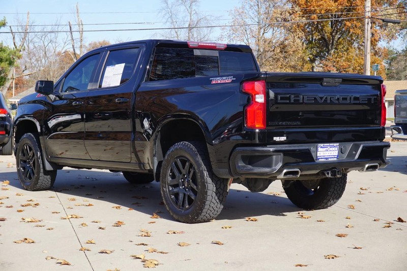 Chevrolet Silverado 1500 Vehicle Full-screen Gallery Image 05