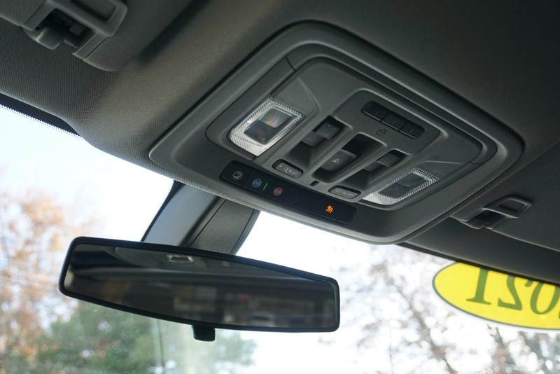 Chevrolet Silverado 1500 Vehicle Full-screen Gallery Image 49