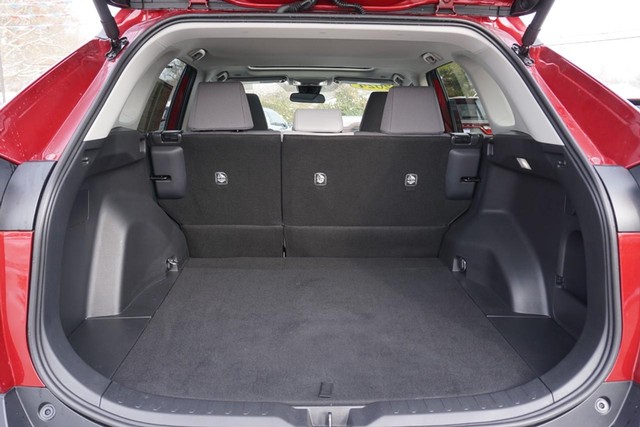 2024 Toyota RAV4 XLE FWD image 20