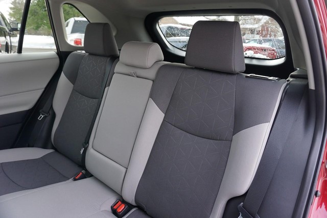 2024 Toyota RAV4 XLE FWD image 25