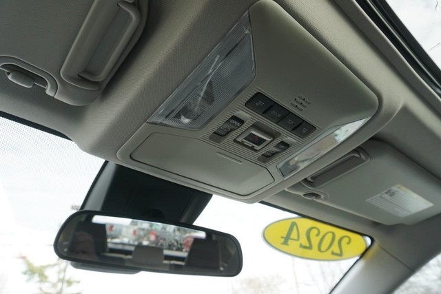 2024 Toyota RAV4 XLE FWD image 50