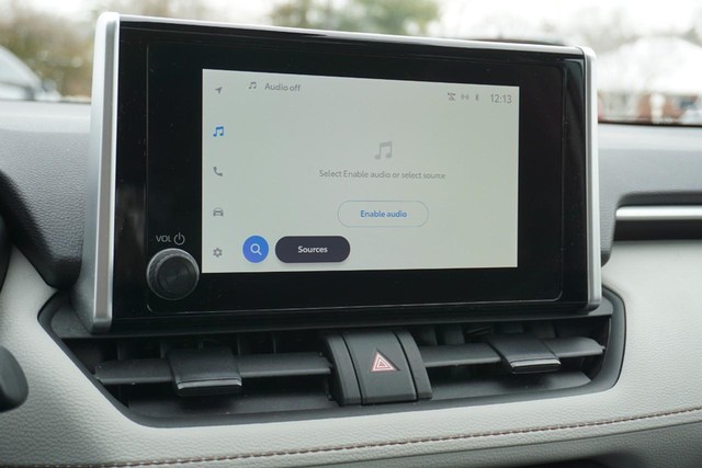 2024 Toyota RAV4 XLE FWD image 39