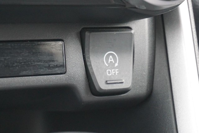 2024 Toyota RAV4 XLE FWD image 41