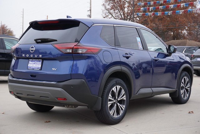 2023 Nissan Rogue SV photo 3