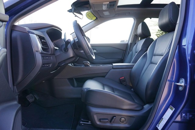 2023 Nissan Rogue SV Premium FWD image 21