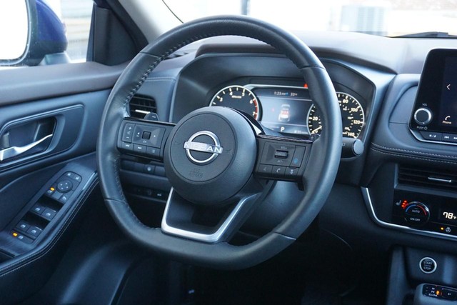 2023 Nissan Rogue SV Premium FWD image 32