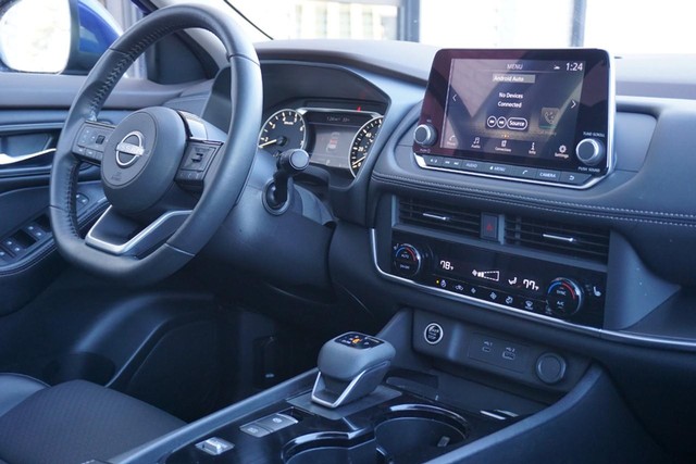 2023 Nissan Rogue SV Premium FWD image 34