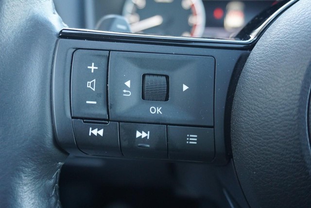 2023 Nissan Rogue SV Premium FWD image 36