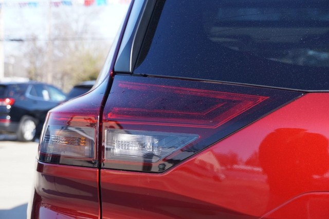 2023 Nissan Rogue SV Premium FWD image 16