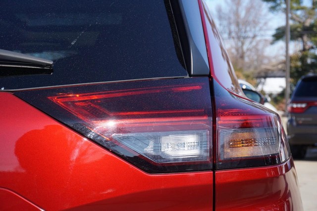 2023 Nissan Rogue SV Premium FWD image 17