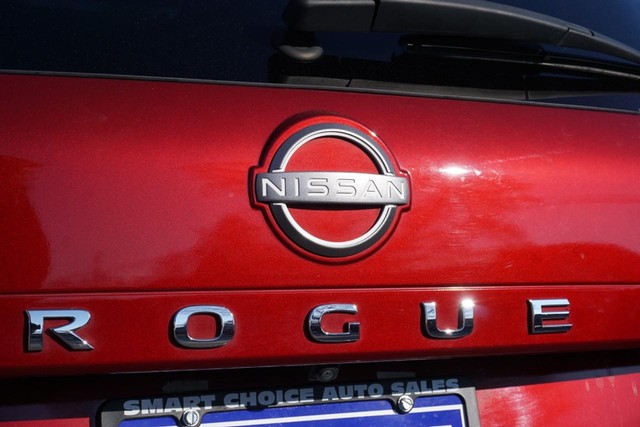 2023 Nissan Rogue SV Premium FWD image 19