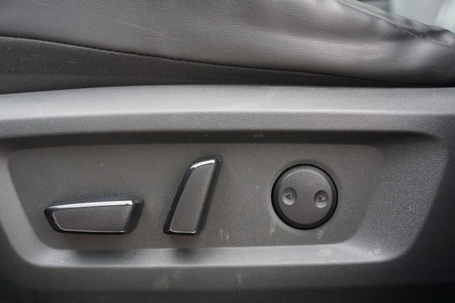 2023 Nissan Rogue SV Premium FWD image 22