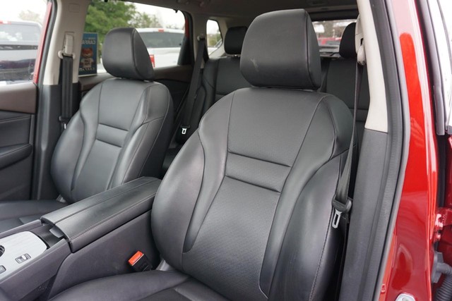 2023 Nissan Rogue SV Premium FWD image 23