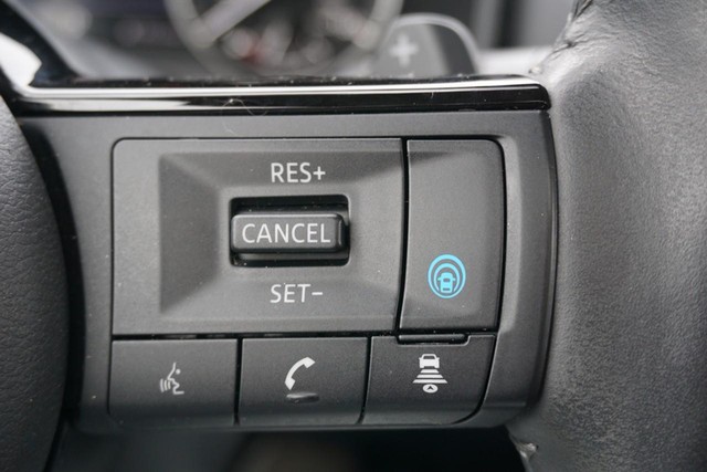 2023 Nissan Rogue SV Premium FWD image 37