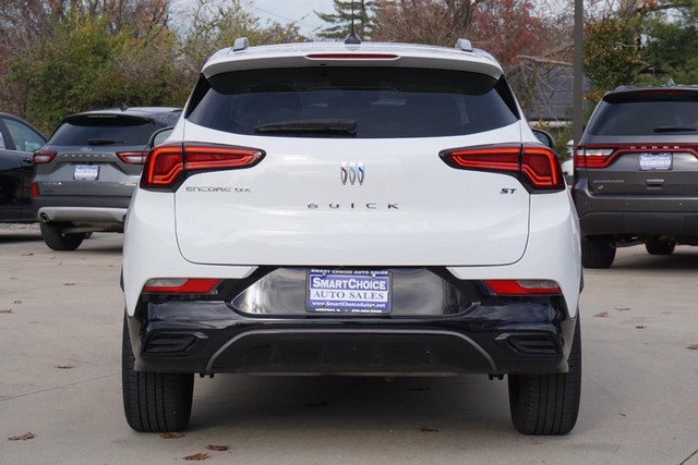 2024 Buick Encore GX Sport Touring photo 4
