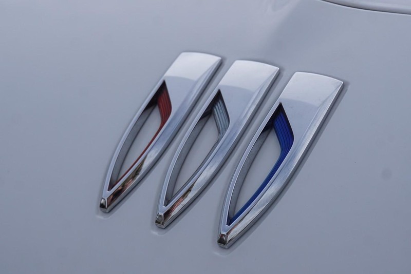 Buick Encore GX Vehicle Full-screen Gallery Image 11