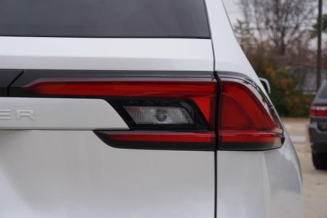 2025 Toyota Grand Highlander XLE FWD image 16