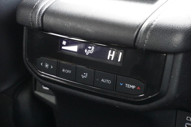 2025 Toyota Grand Highlander XLE FWD image 35