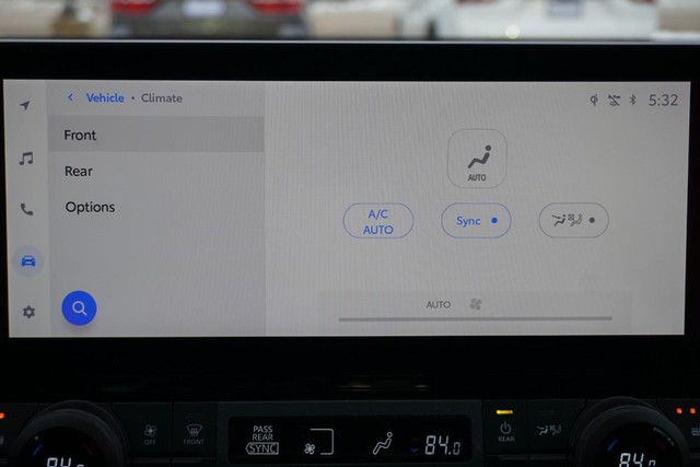 2025 Toyota Grand Highlander XLE FWD image 50