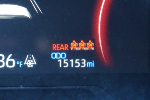 2025 Toyota RAV4 LE FWD image 37