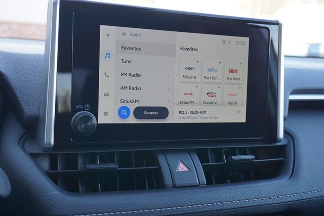 2025 Toyota RAV4 LE FWD image 38