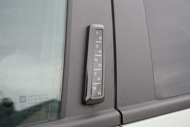 2025 Chevrolet Trax ACTIV image 22