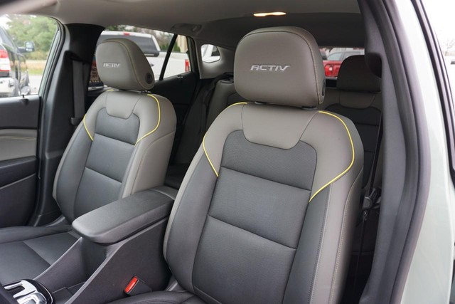 2025 Chevrolet Trax ACTIV image 25