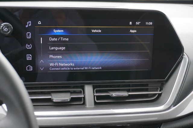 2025 Chevrolet Trax ACTIV image 43