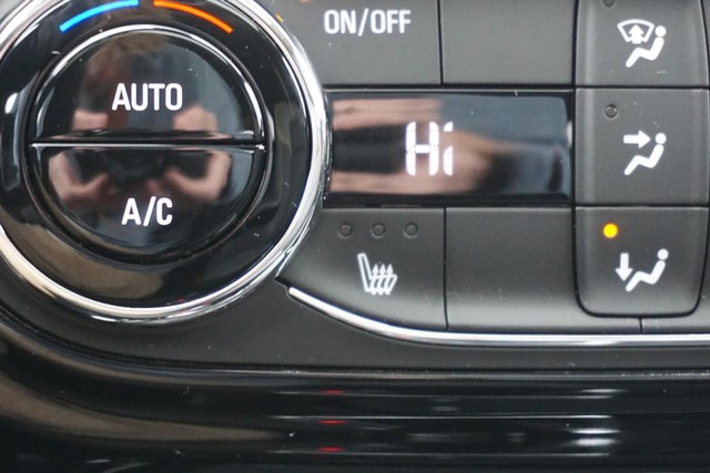 2025 Chevrolet Trax ACTIV image 45