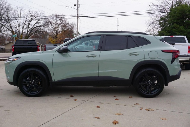 Chevrolet Trax Vehicle Full-screen Gallery Image 06