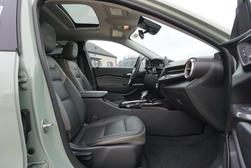 Chevrolet Trax Vehicle Full-screen Gallery Image 31