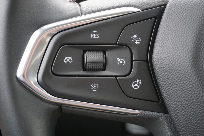 Chevrolet Trax Vehicle Full-screen Gallery Image 39