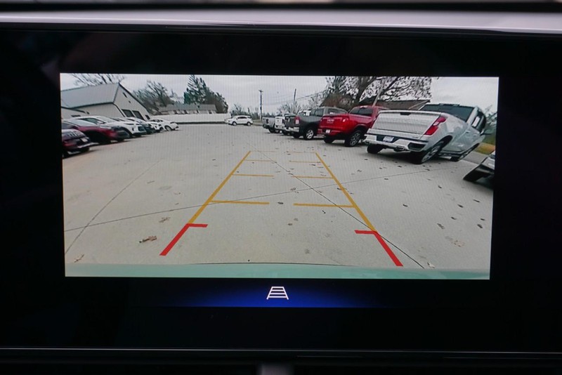 Chevrolet Trax Vehicle Full-screen Gallery Image 52