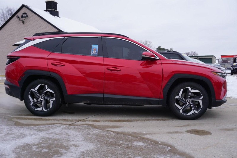 Hyundai Tucson Vehicle Full-screen Gallery Image 02