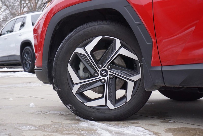 Hyundai Tucson Vehicle Full-screen Gallery Image 14