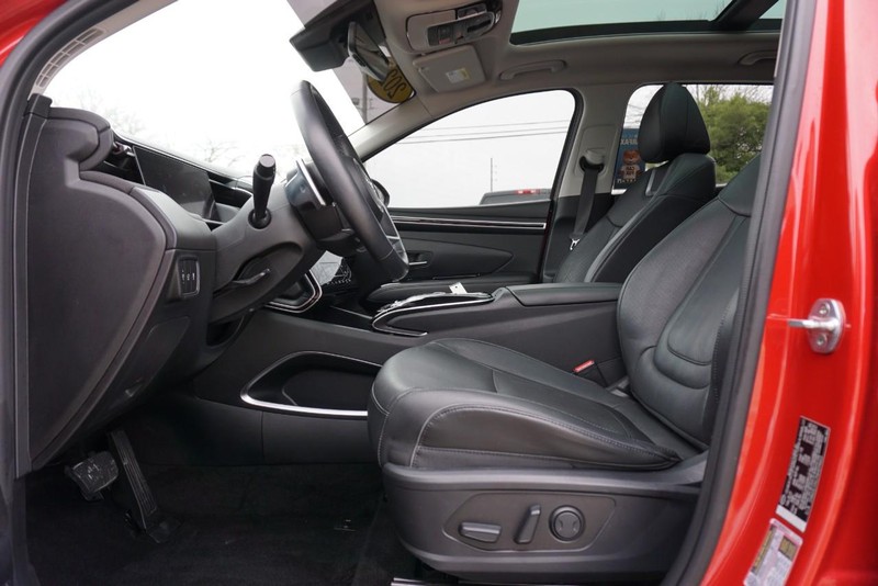 Hyundai Tucson Vehicle Full-screen Gallery Image 21