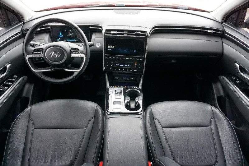 Hyundai Tucson Vehicle Full-screen Gallery Image 31