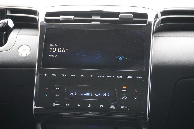 Hyundai Tucson Vehicle Full-screen Gallery Image 33