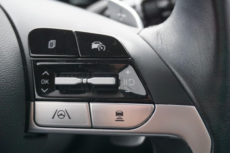 Hyundai Tucson Vehicle Full-screen Gallery Image 40