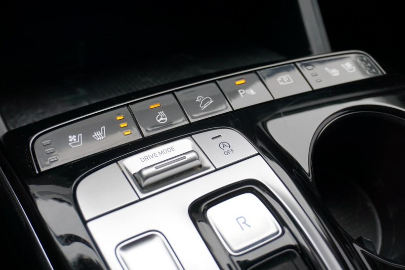 Hyundai Tucson Vehicle Full-screen Gallery Image 46