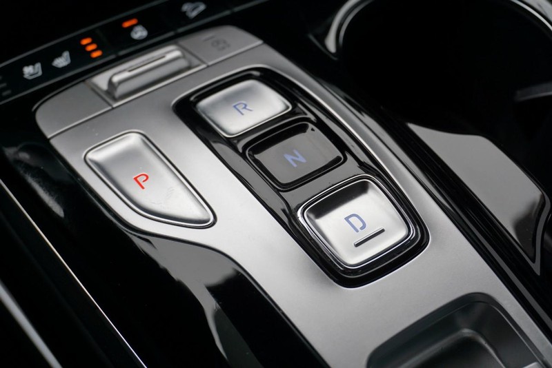 Hyundai Tucson Vehicle Full-screen Gallery Image 49